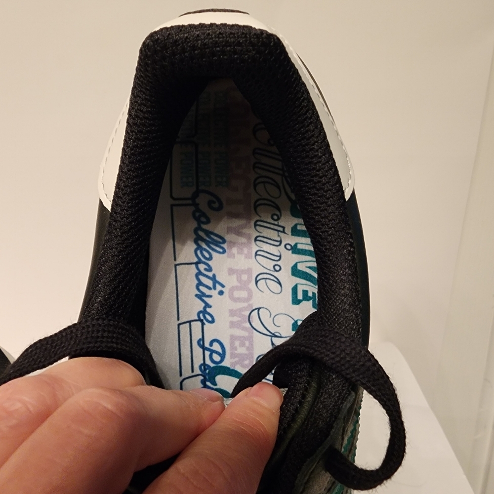 ADIDAS Superstars X Abby Dahlkemper Wmns Superstar Black/Green Size 7 - Picture 8 of 11